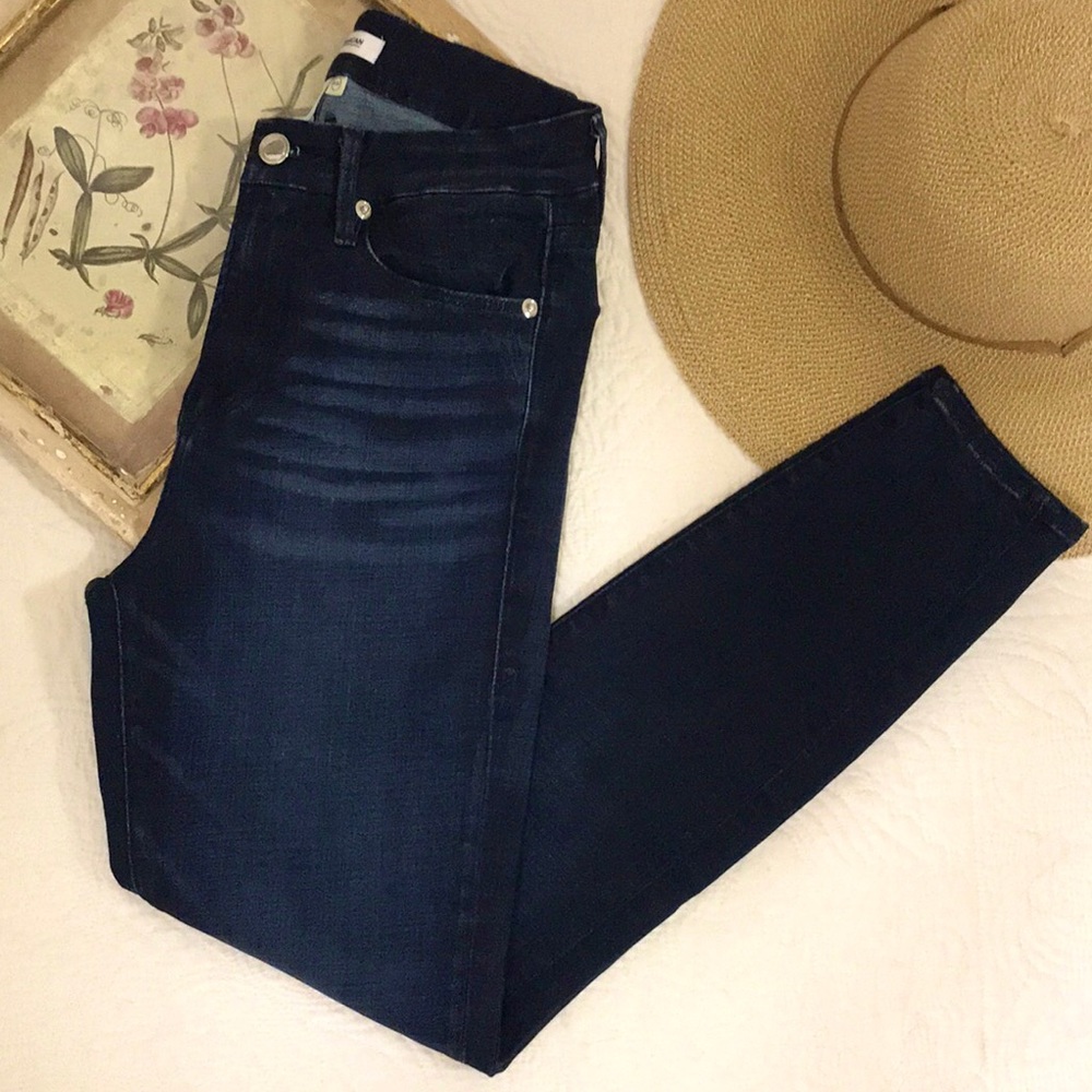 Good American Good Waist Crop Jeans